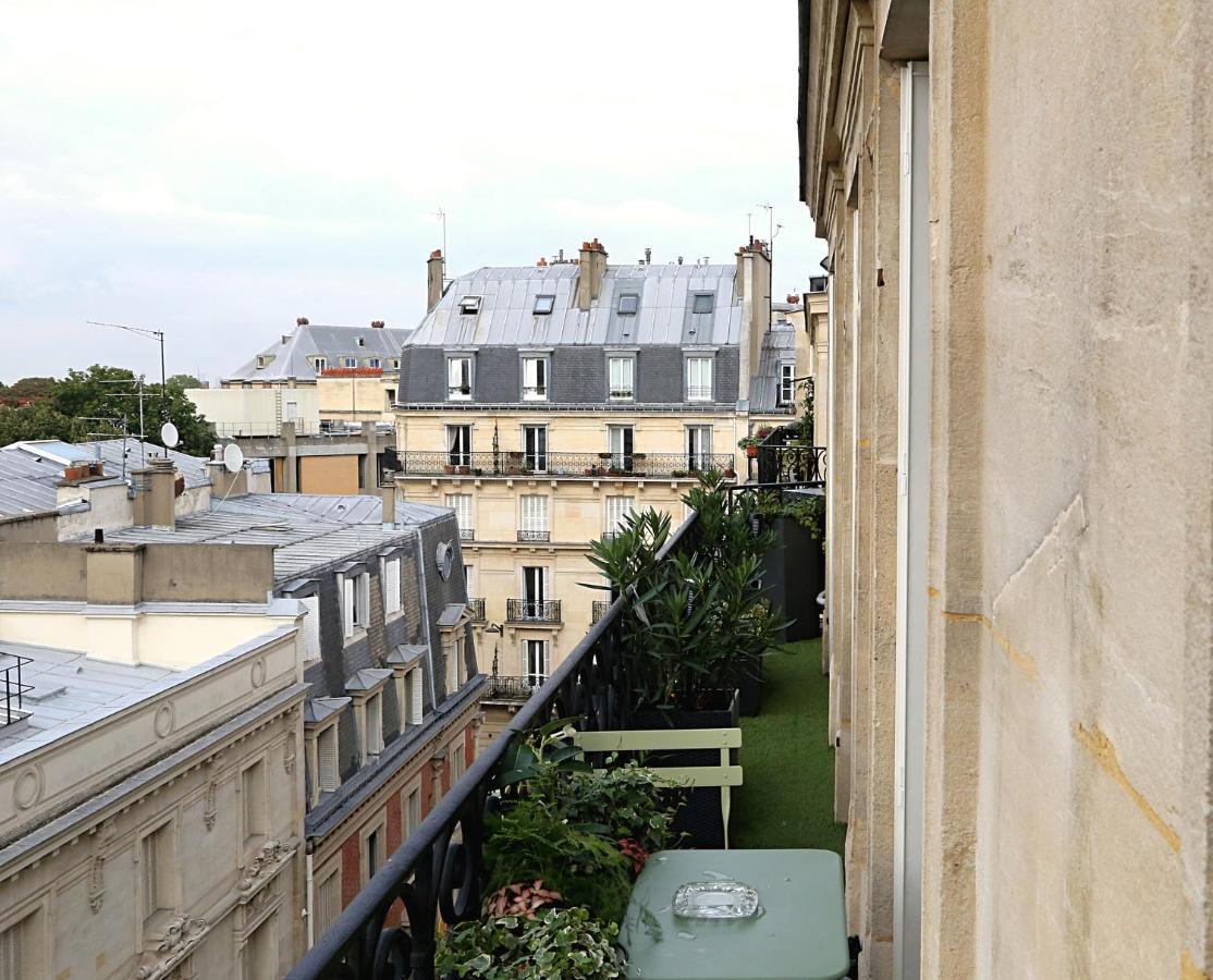 Le Ciel De Paris - Montparnasse & Jardin Du Luxembourg Bed and Breakfast Eksteriør billede